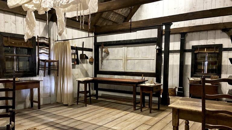 033 24 INT Hunter House - Block 2IMG_8389